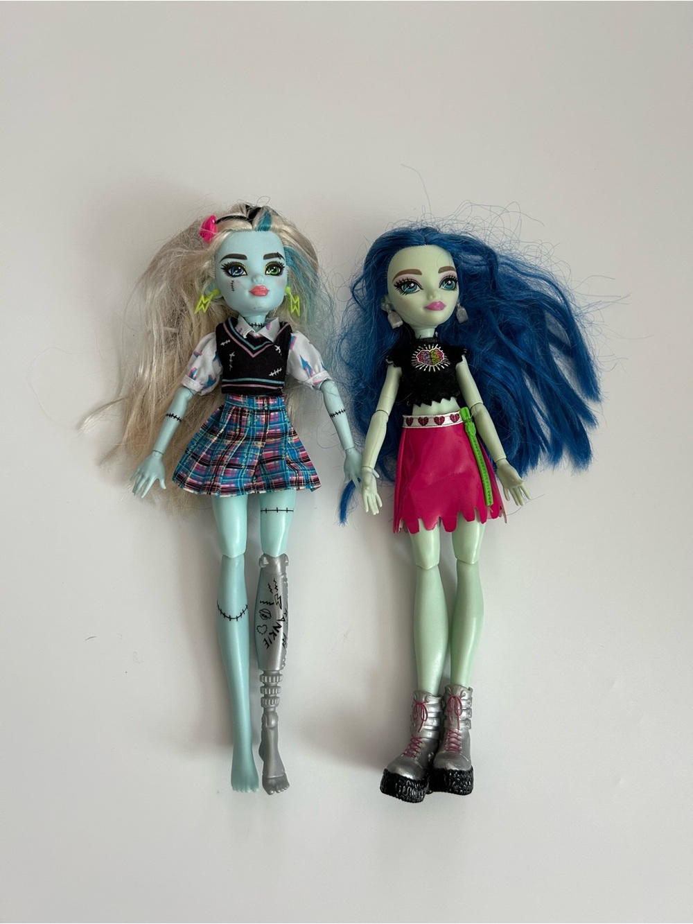 Monster High G3 Doll Lot Ghoulia Yelps Frankie Stein
Spooky
Halloween
Retro
2021